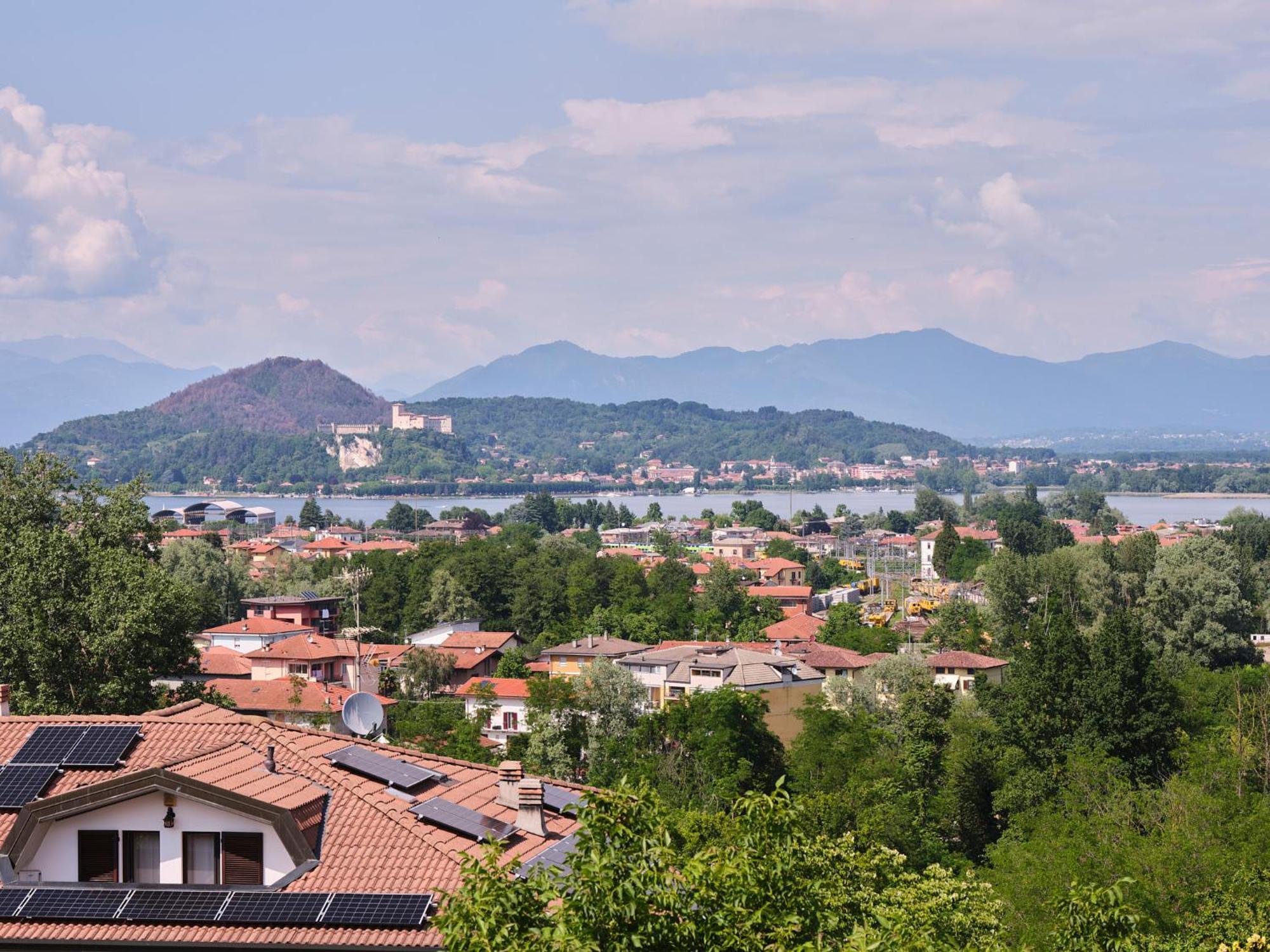 Casa Ierardi - Appartamento Arona Bellavista Exteriér fotografie