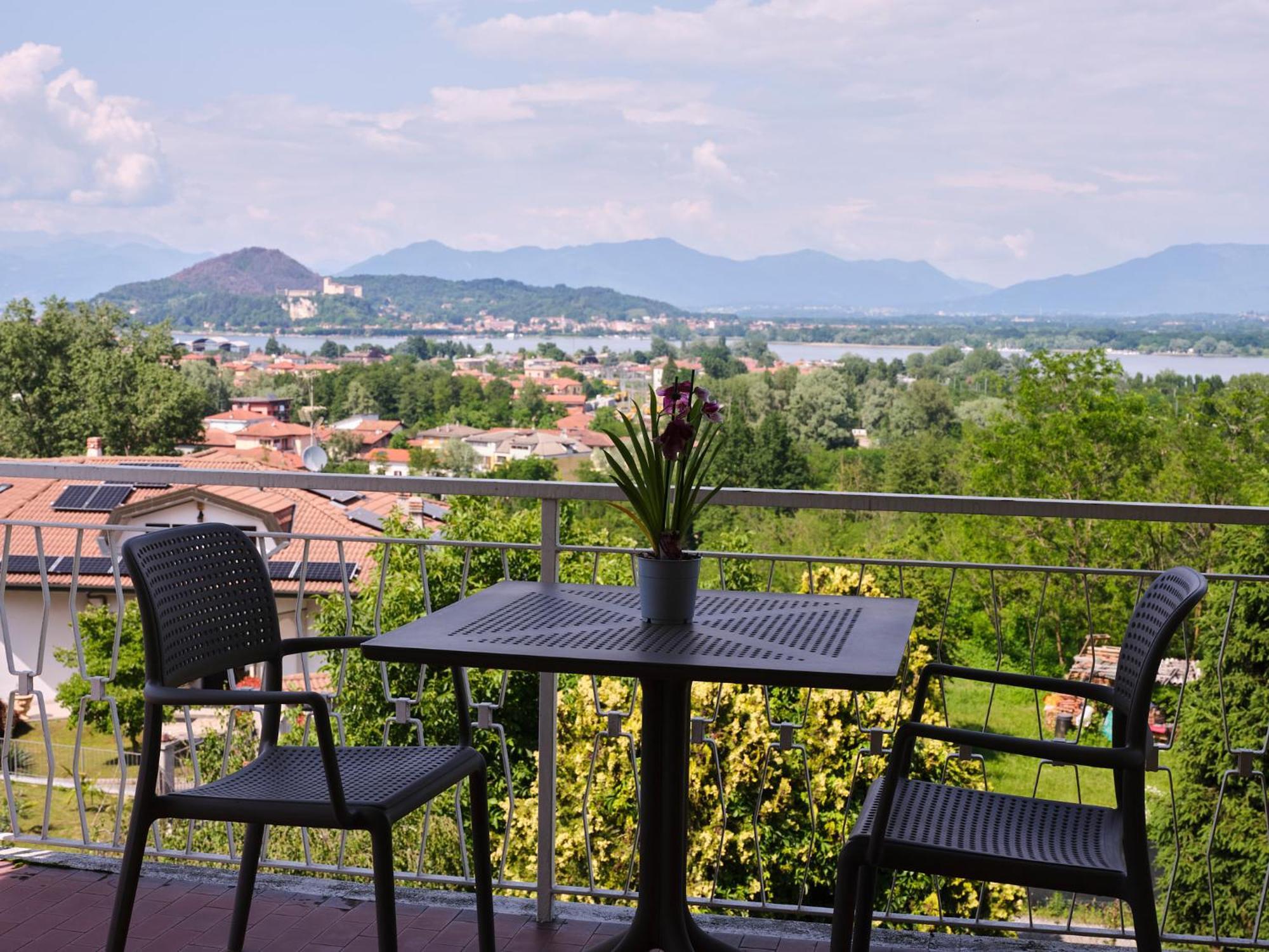 Casa Ierardi - Appartamento Arona Bellavista Exteriér fotografie